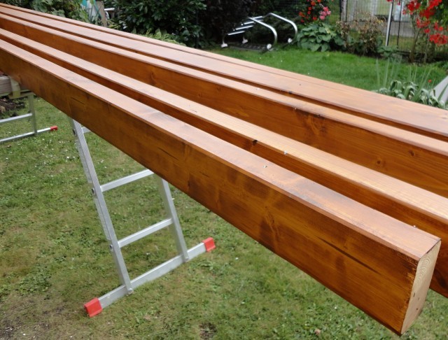 Dřevěné profily na zhotovení zastřešení terasy